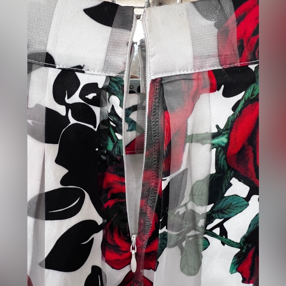 Paprika Red and Black Floral A-Line pleated Skirt - Picture 8 of 8